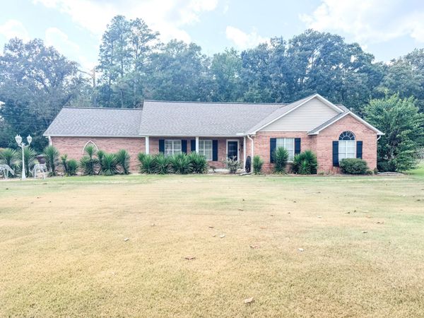 60014 Drew Ln., Smithville, MS 38870