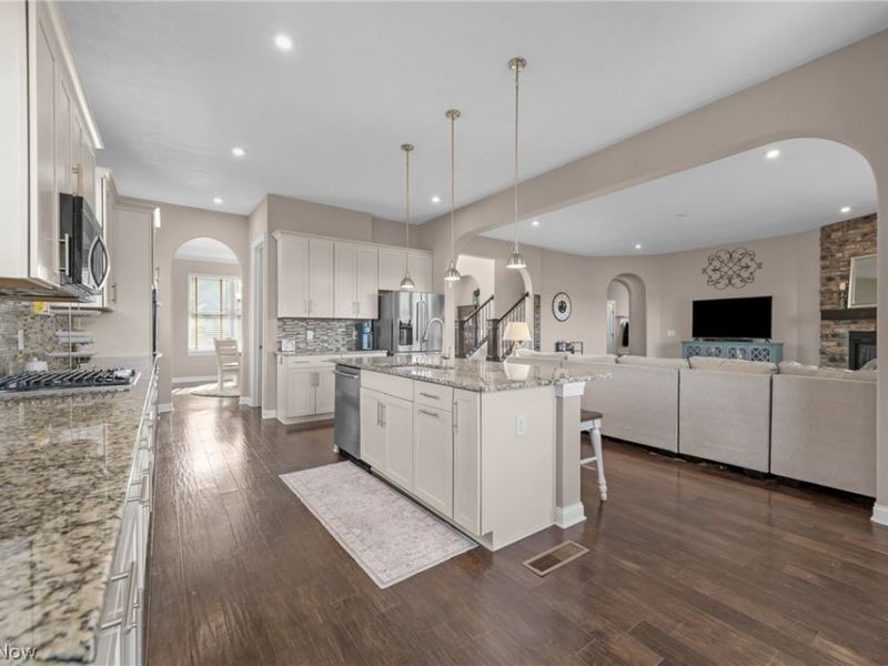 36136 W Shore Parkway, North Ridgeville, OH 44039 Photo 12