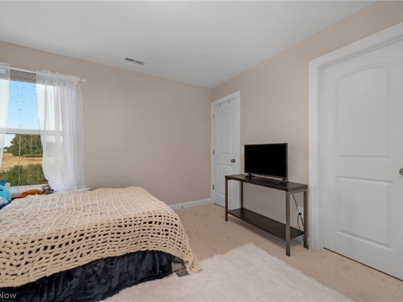 36136 W Shore Parkway, North Ridgeville, OH 44039 Photo 25