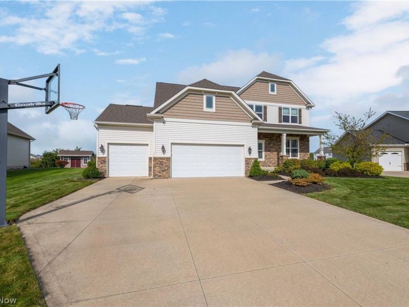 36136 W Shore Parkway, North Ridgeville, OH 44039 Photo 3