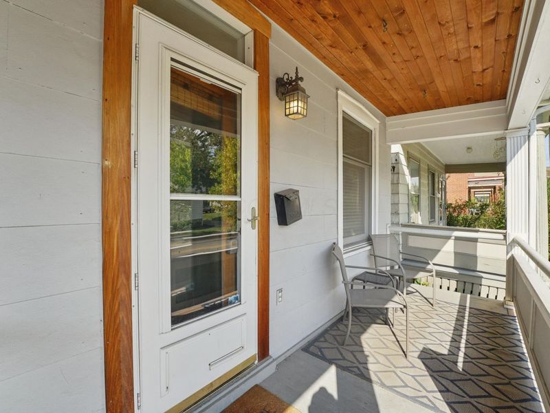 212 W 3rd Avenue, Columbus, OH 43201 Photo 5