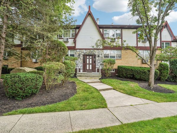 19 Somerset Drive, Suffern, NY 10901