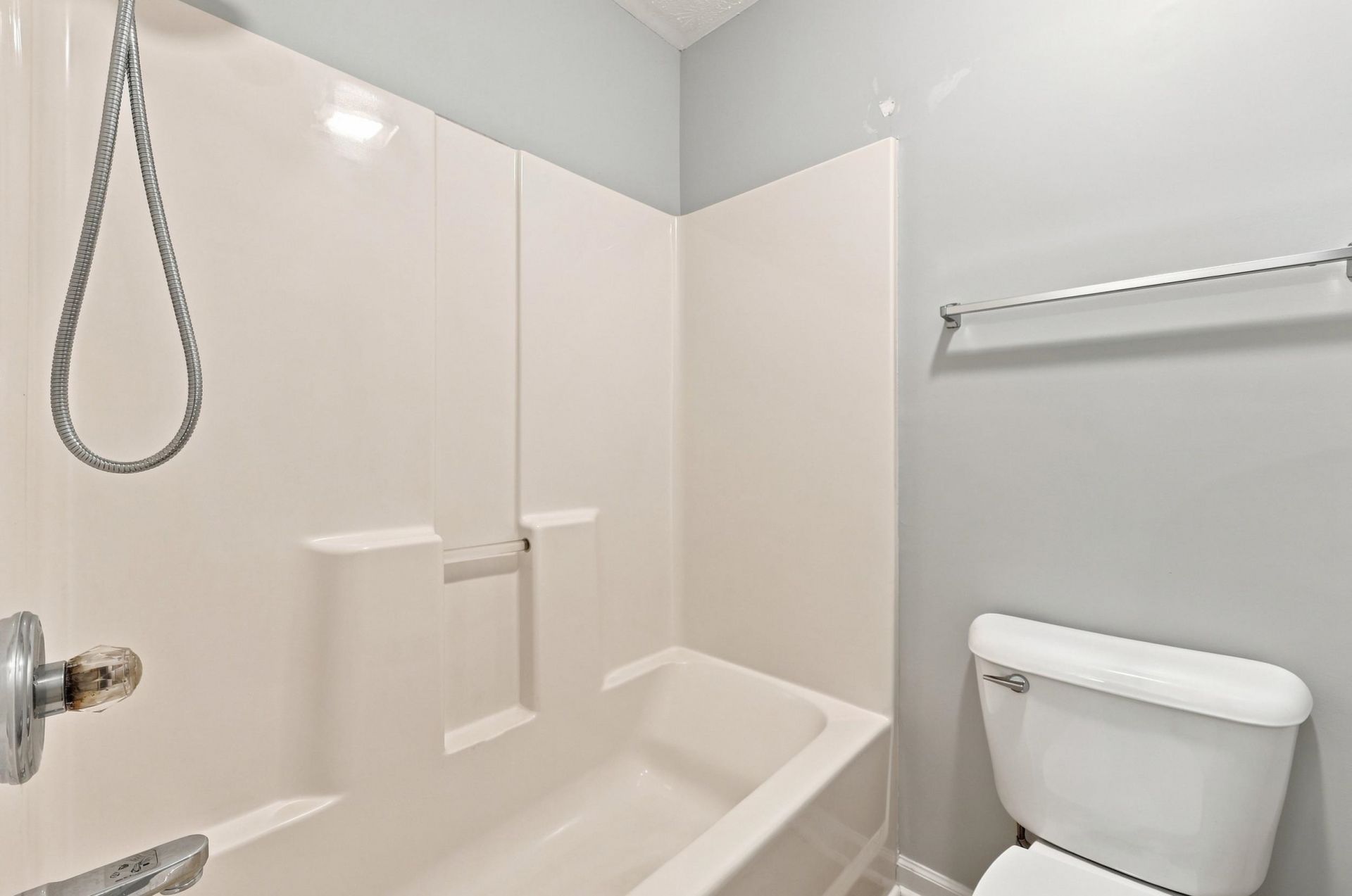 412 Pinehurst Ln. Photo 17
