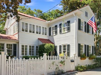 3 Greenhill Street, Charleston, SC 29401