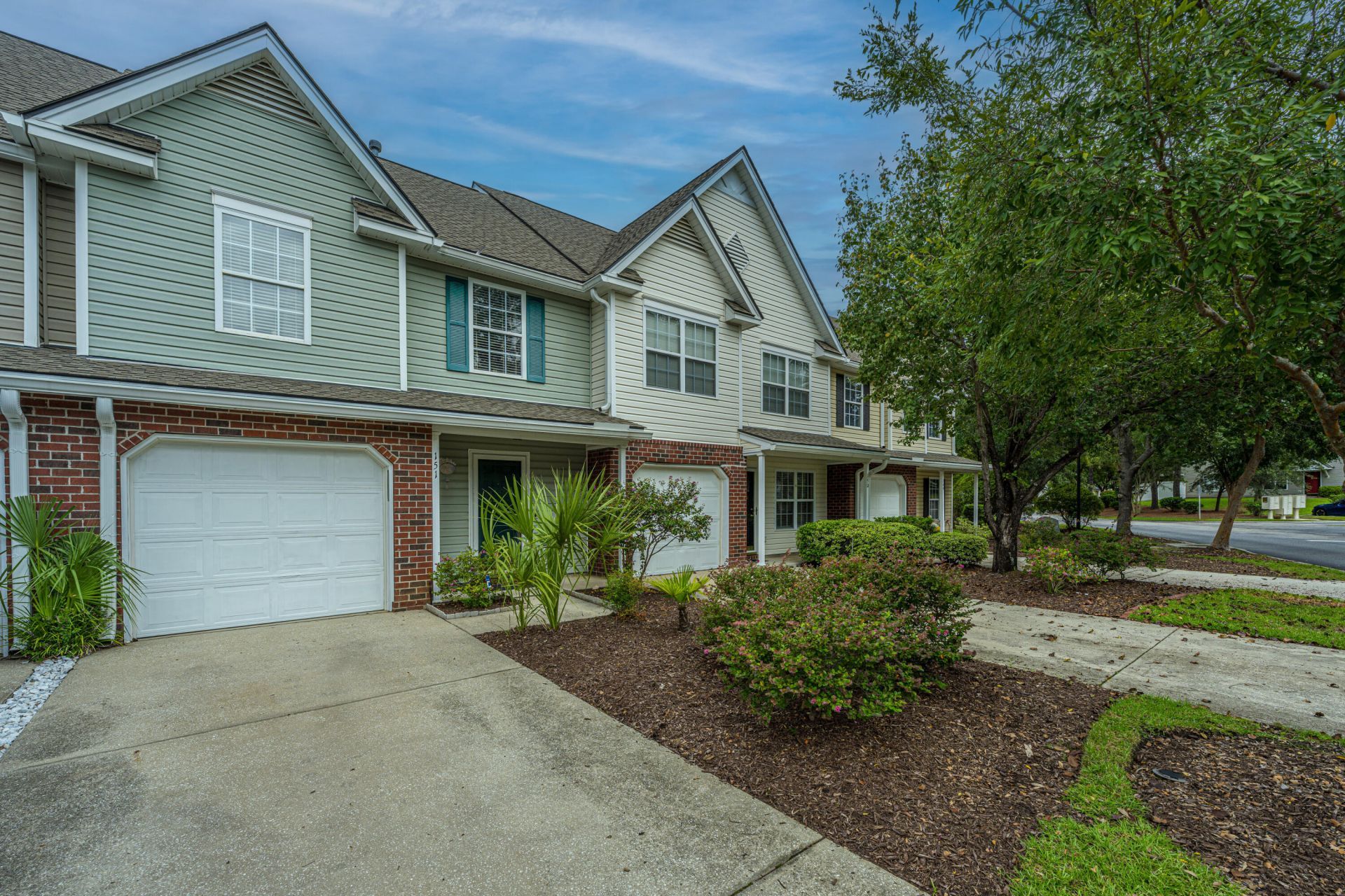 151 Darcy Avenue Photo 4