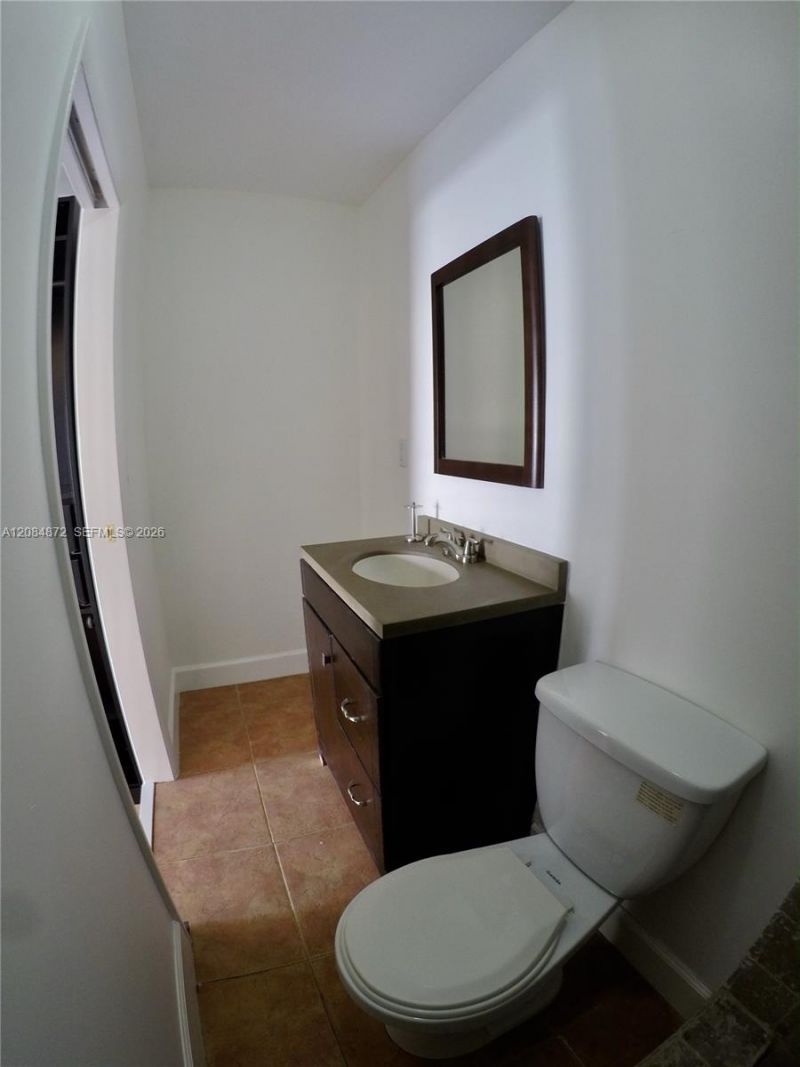 2366 SW 10th St, Miami, FL 33135 Photo