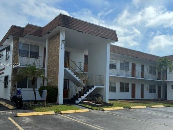 1007 N 19th Ave, Unit 19, Hollywood, FL 33020