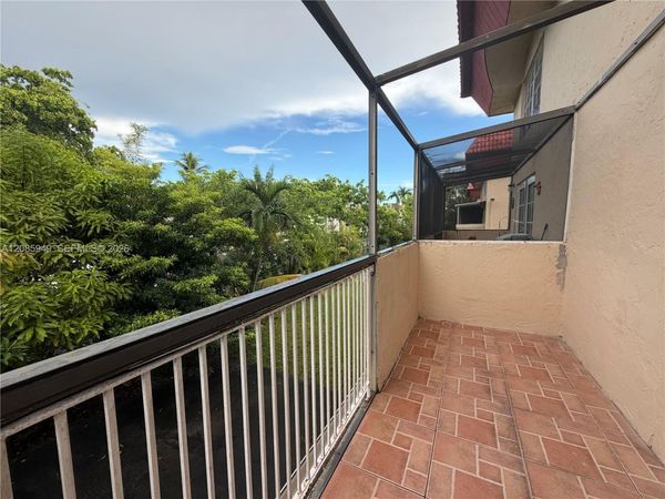 10903 N Kendall Dr, Unit 229, Miami, FL 33176