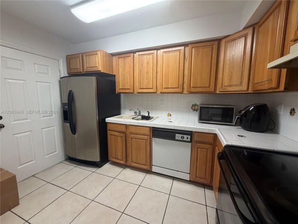 10903 N Kendall Dr , Unit 229, Miami, FL 33176