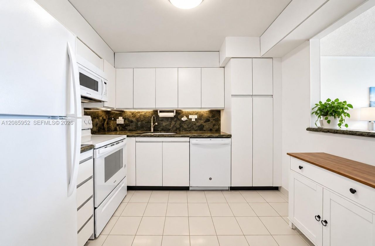 2401 S Ocean Dr, Unit 1702, Hollywood, FL 33019 Photo