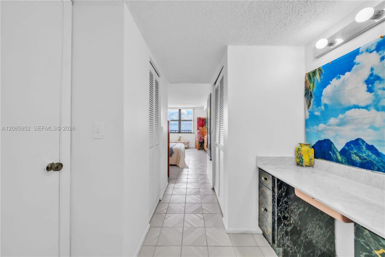 2401 S Ocean Dr, Unit 1702, Hollywood, FL 33019 Photo