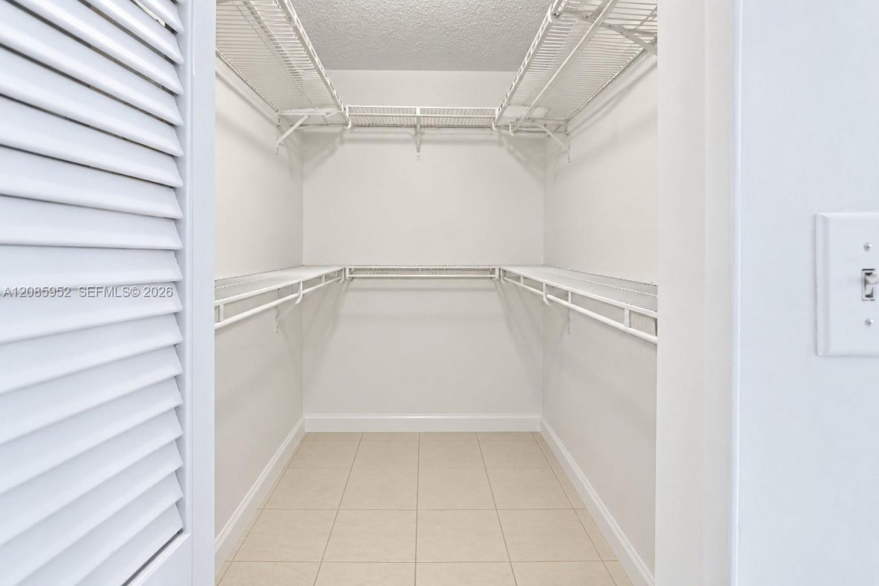 2401 S Ocean Dr, Unit 1702, Hollywood, FL 33019 Photo