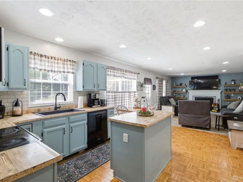 4212 Forest Ridge Boulevard, Dayton, OH 45424 Photo 14