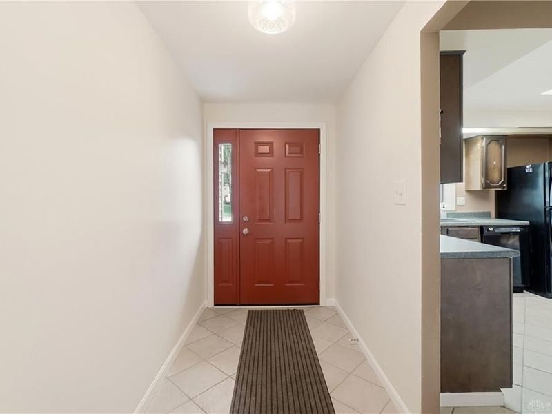 2093 Dane Lane, Bellbrook, OH 45305 Photo 3
