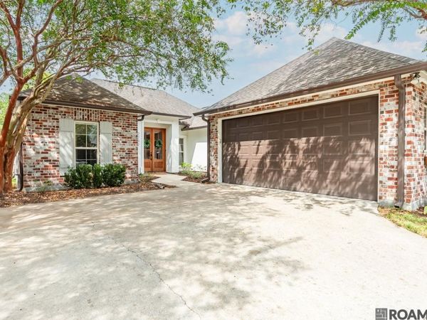 2232 Spring Pointe Dr, Baton Rouge, LA 70810