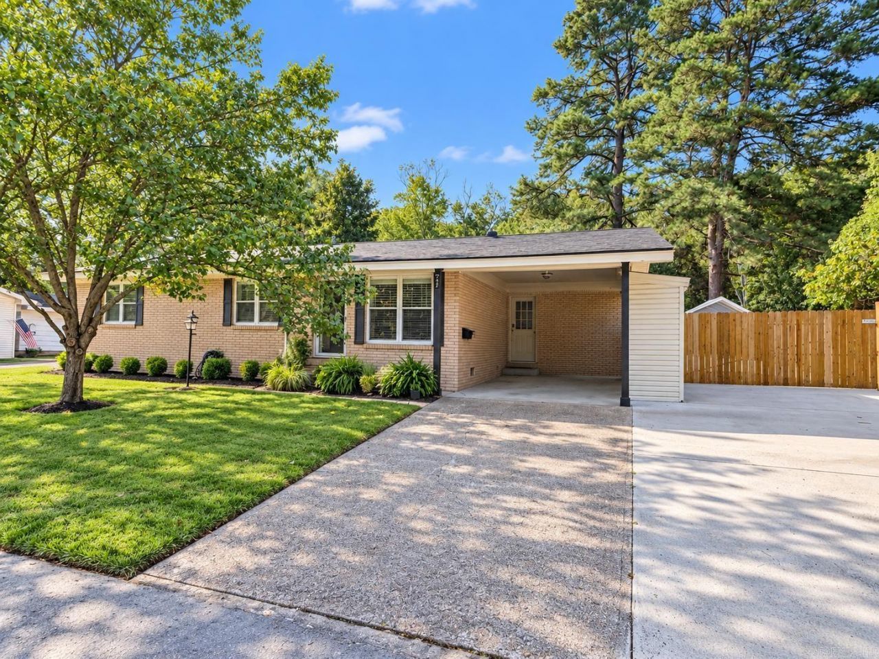 1427 Welch Street  Arkadelphia, AR 71923