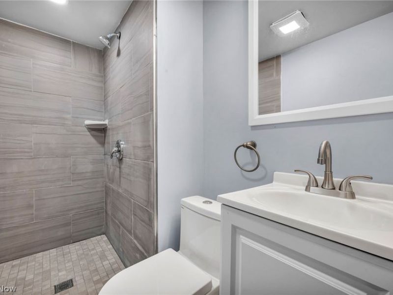 2172 West Boulevard, Cleveland, OH 44102 Photo 33