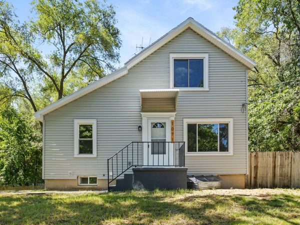 1071 Bristol Avenue NW, Grand Rapids, MI 49504