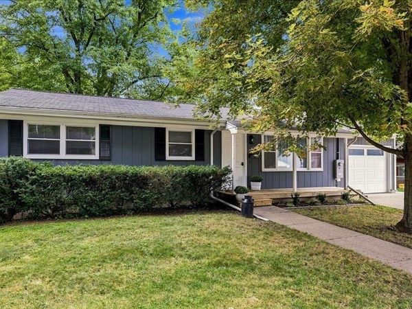 625 Greenfield Street, Dubuque, IA 52001