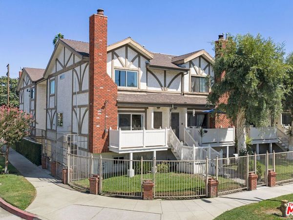 13959 Victory Boulevard, Unit 1, Los Angeles, CA 91401