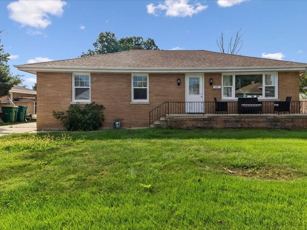 1305 N Prairie Avenue, Joliet, IL 60435