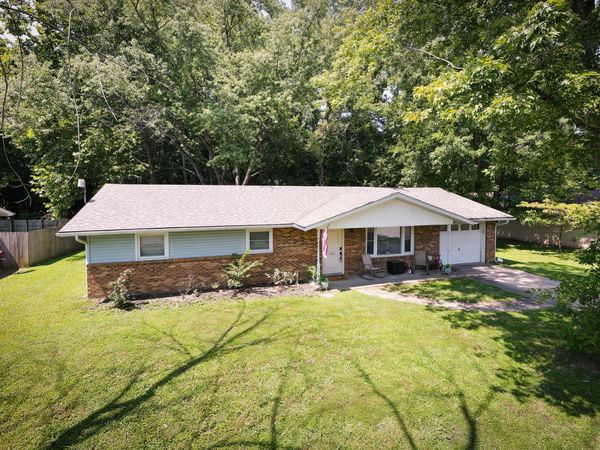 1023 Roberta Drive , Murphysboro, IL 62966