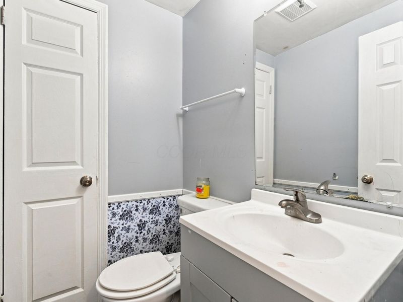2381 Hardesty Drive S, Unit A8, Columbus, OH 43204 Photo 26