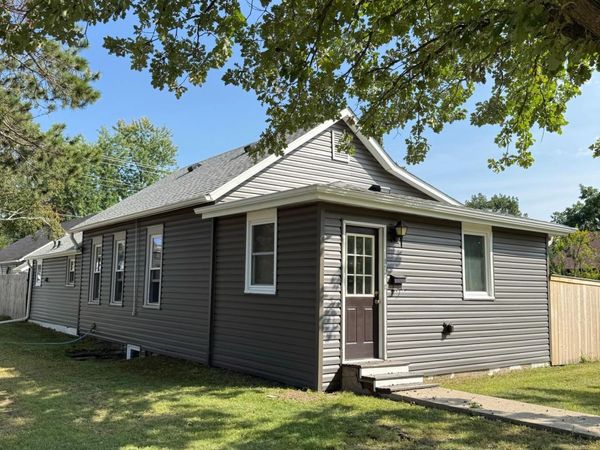 922 Park Avenue NW, Bemidji, MN 56601