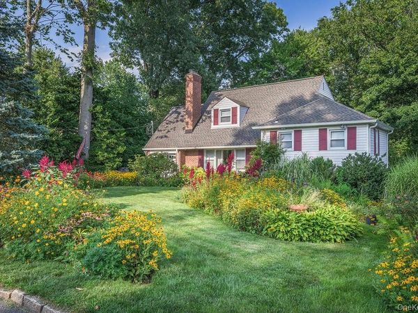 27 Anpell Drive, Scarsdale, NY 10583
