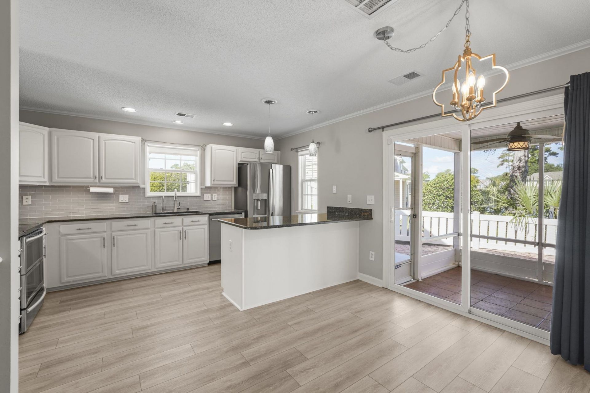 3518 Chestnut Dr. Photo 12