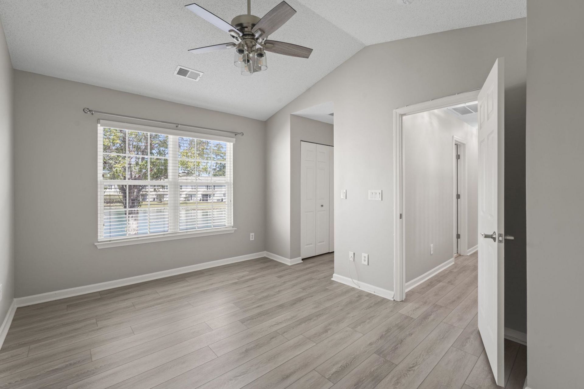 3518 Chestnut Dr. Photo 26