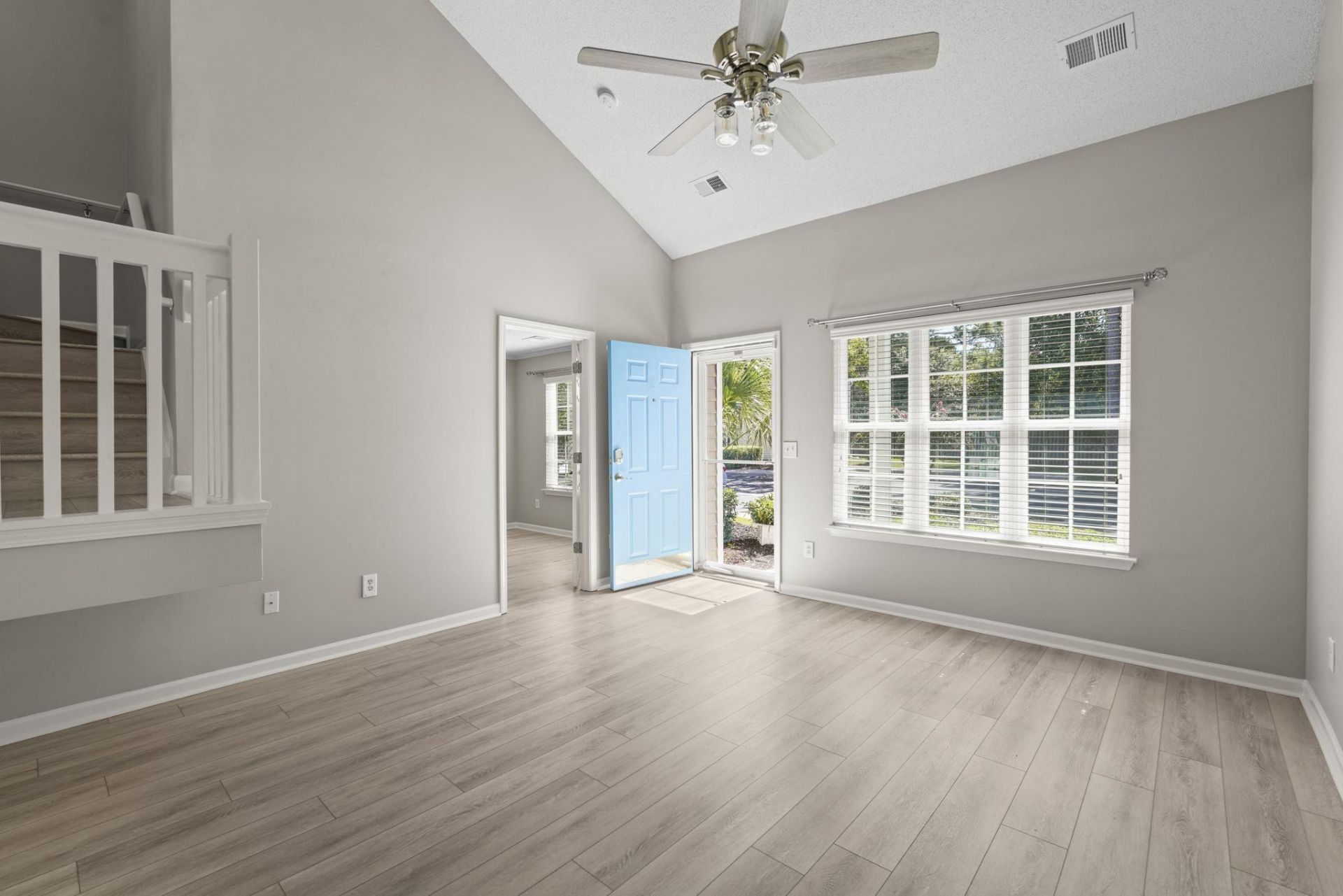 3518 Chestnut Dr. Photo 5