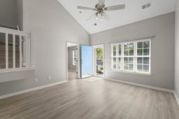 3518 Chestnut Dr. photo 4