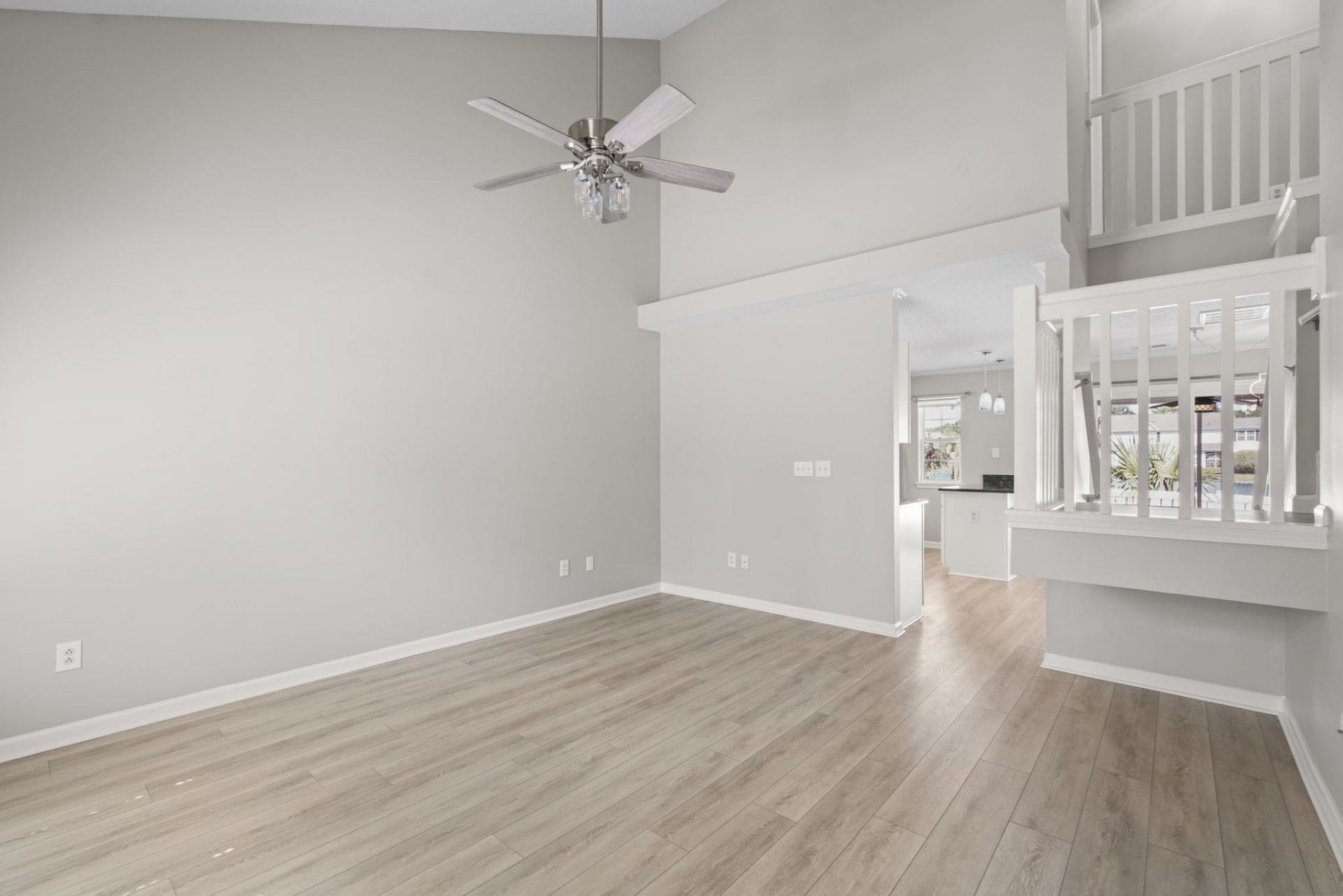 3518 Chestnut Dr. Photo 7