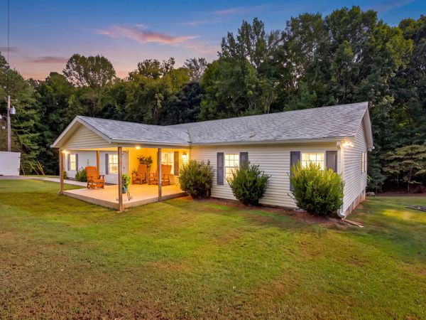 1251 Porter Morris Rd, Chapmansboro, TN 37035