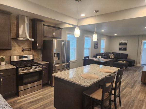 2540 N Booth STREET, Milwaukee, WI 53212