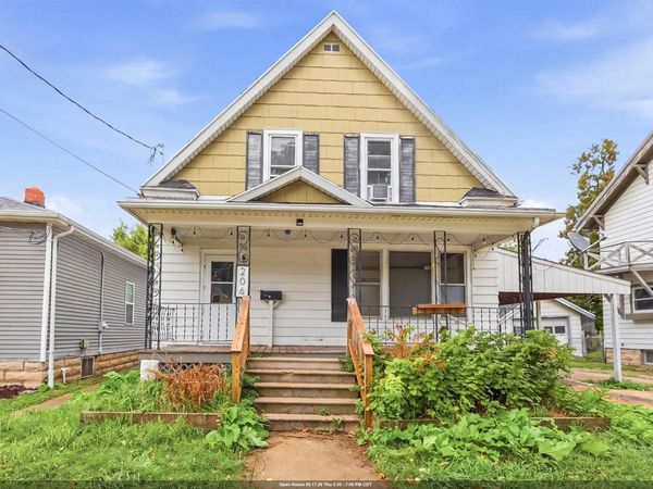 206 W WINNEBAGO STREET, Appleton, WI 54911