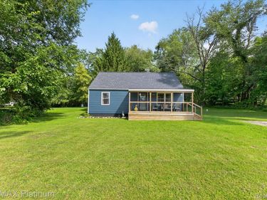 160 Kuhn Street , Unadilla Township, Mi 48137