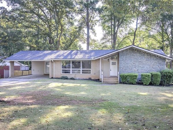 102 Summit Drive, Griffin, GA 30224