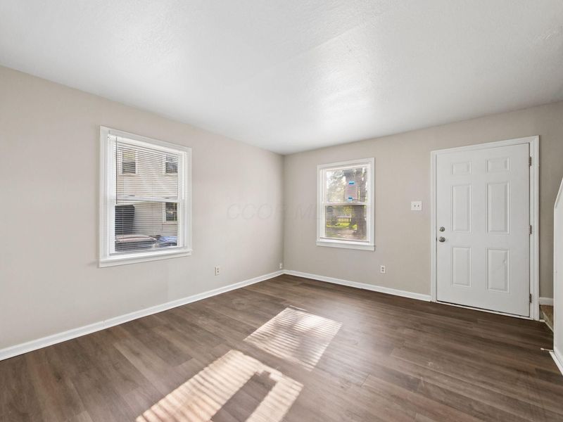 685 Valerie Lane, Whitehall, OH 43213 Photo 11