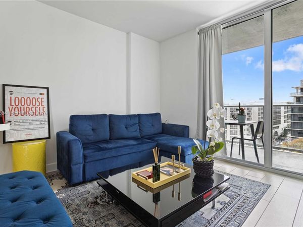 1600 SW 1st Ave , Unit 704, Miami, FL 33129