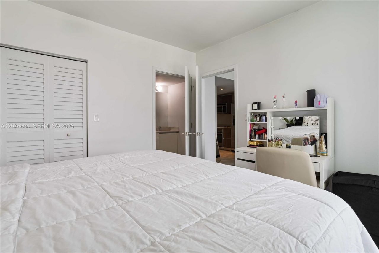1600 SW 1st Ave, Unit 704, Miami, FL 33129 Photo