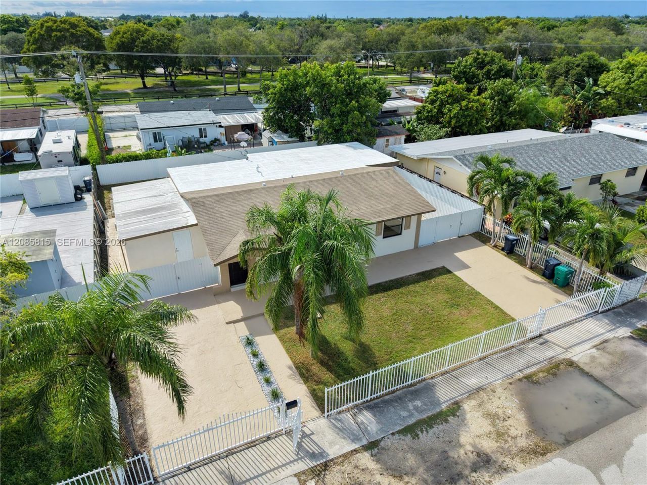 19720 SW 116th Ave, Miami, FL 33157 Photo