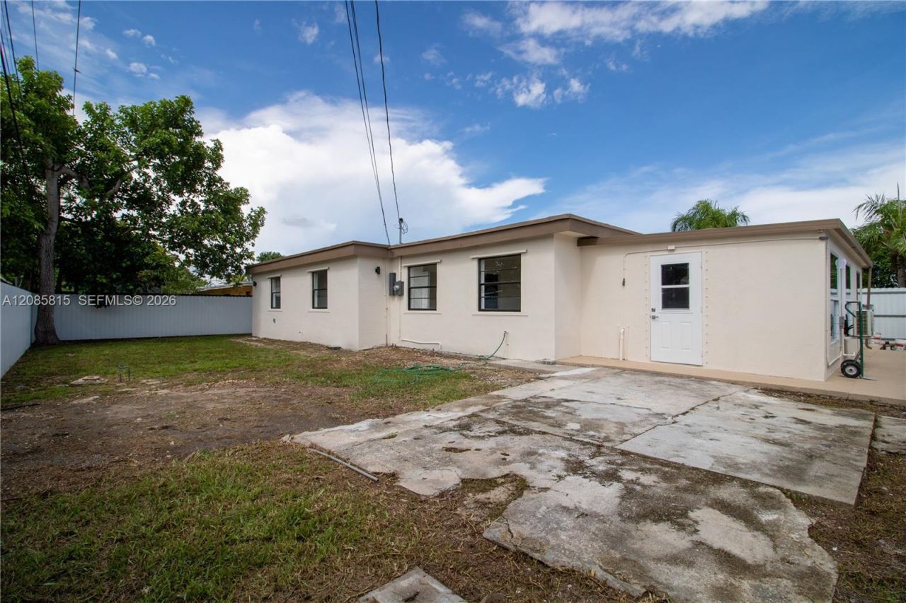 19720 SW 116th Ave, Miami, FL 33157 Photo