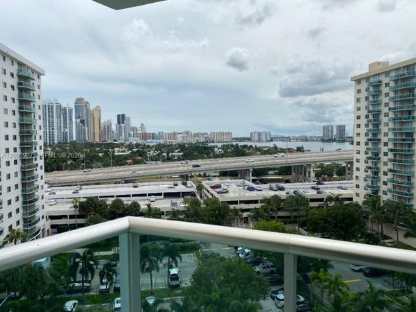 19380 Collins Ave , Unit 1025, Sunny Isles Beach, FL 33160