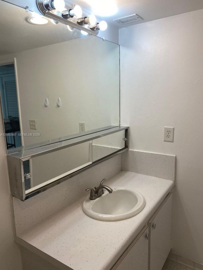 19380 Collins Ave, Unit 1025, Sunny Isles Beach, FL 33160 Photo