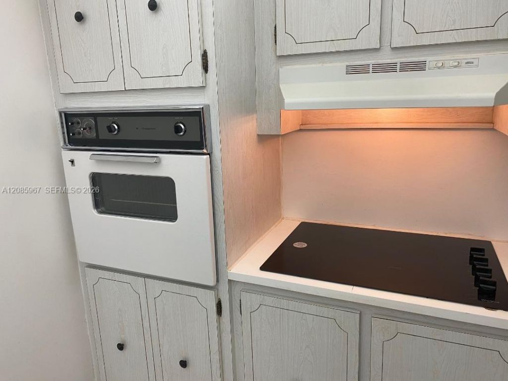 19380 Collins Ave, Unit 1025, Sunny Isles Beach, FL 33160 Photo