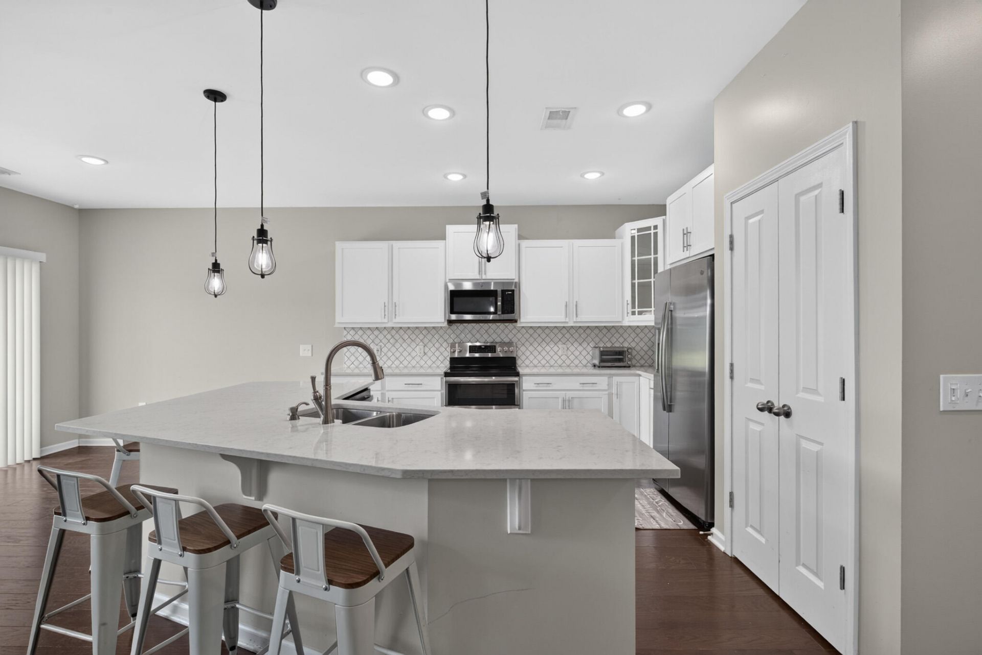 151 Lakelyn Road Photo 12