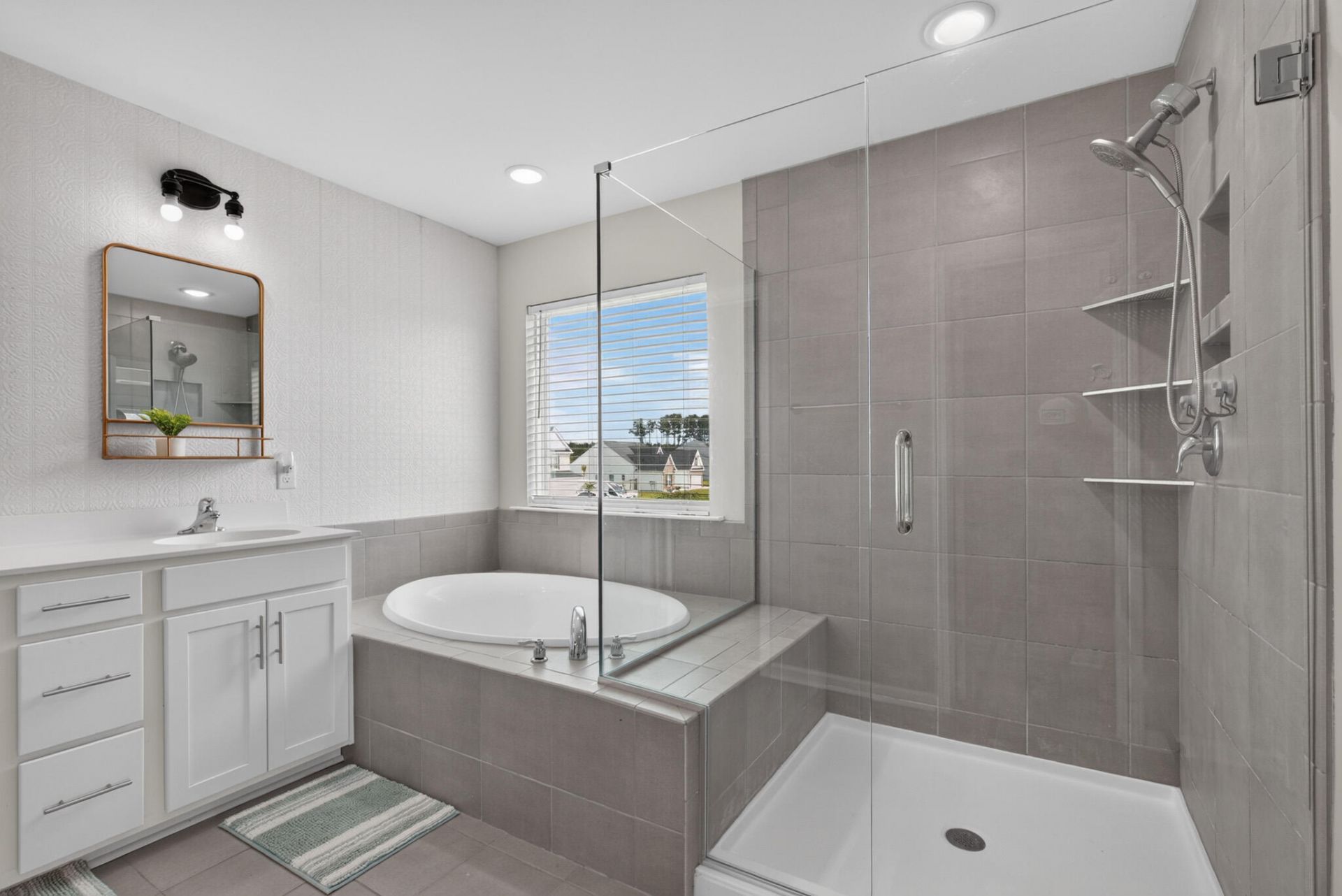 151 Lakelyn Road Photo 24
