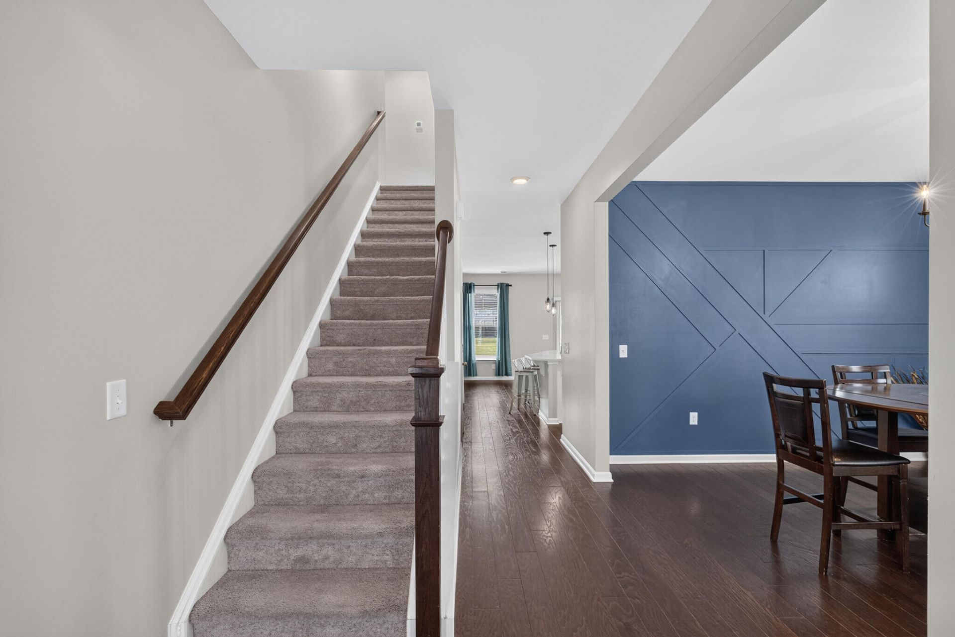 151 Lakelyn Road Photo 4